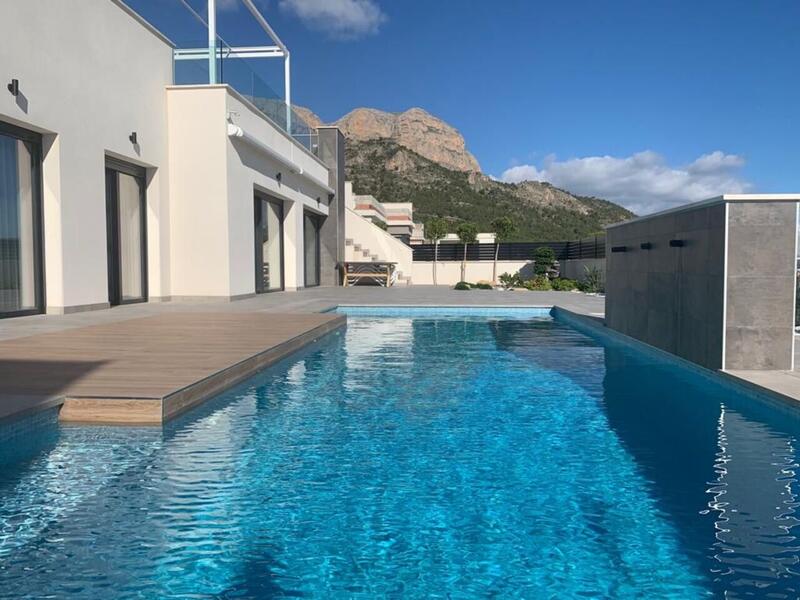 Villa for sale