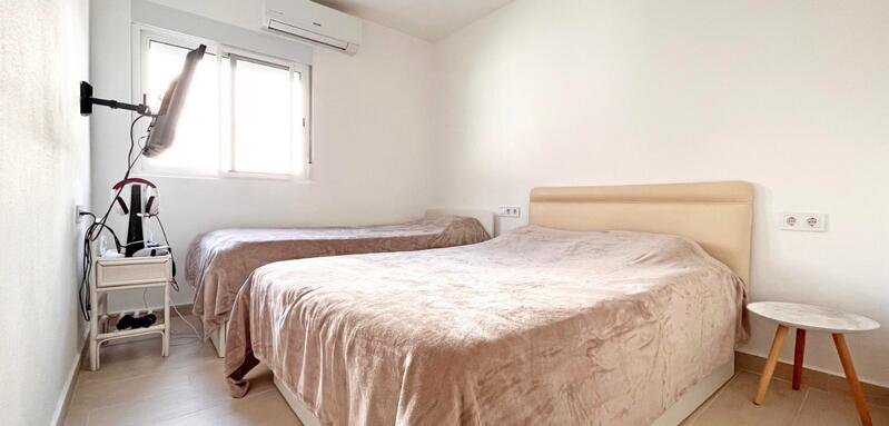 2 Cuarto Villa en venta