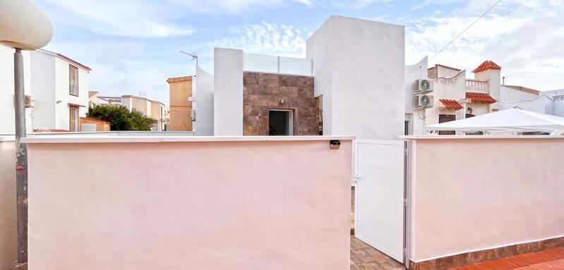 2 Cuarto Villa en venta