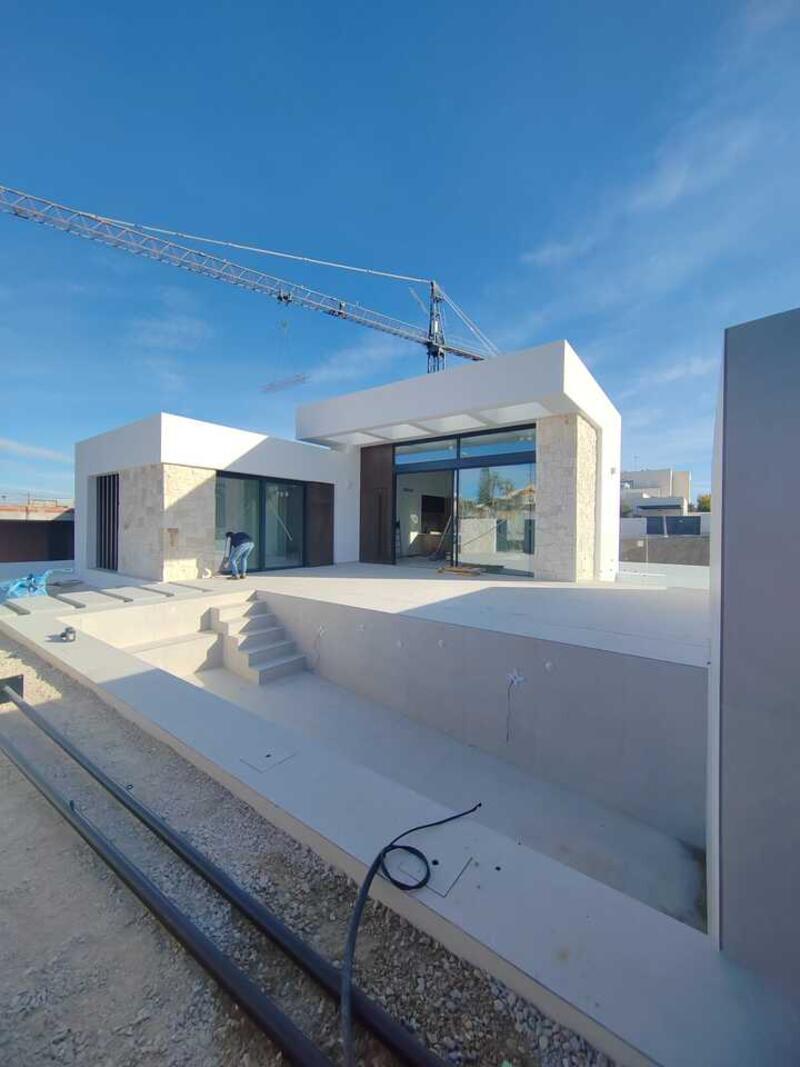 4 soveværelse Villa til salg