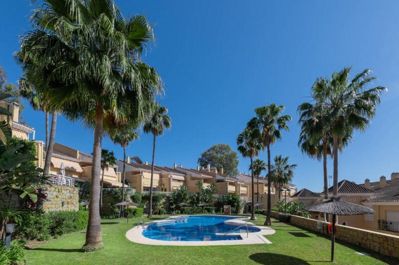 Lägenhet till salu i La Quinta, Málaga