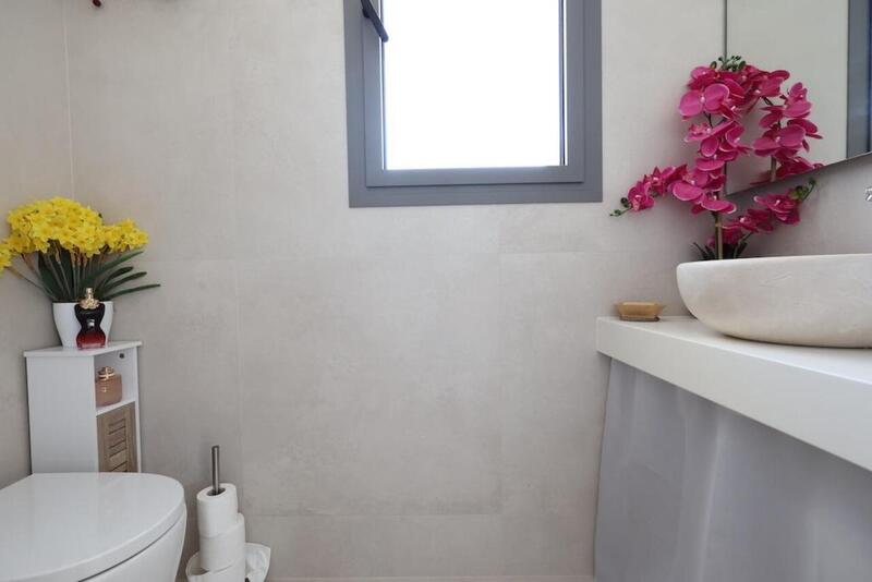 4 Cuarto Villa en venta