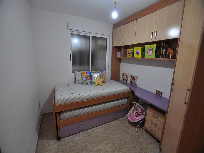 3 chambre Local Commercial à vendre