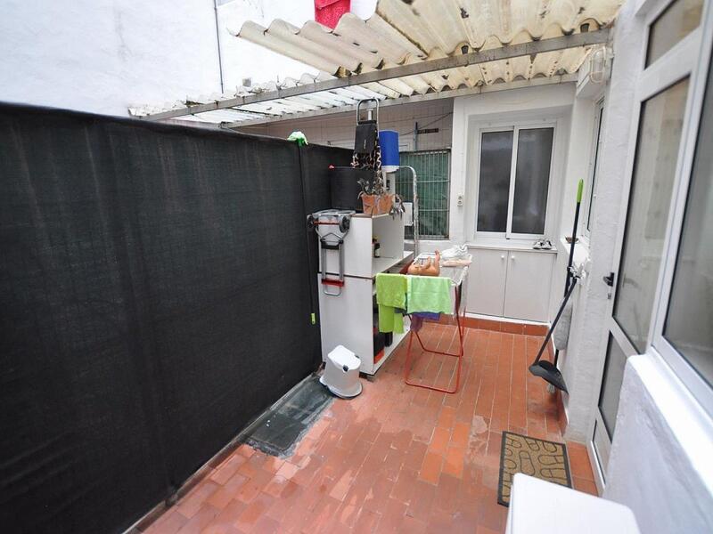3 chambre Local Commercial à vendre