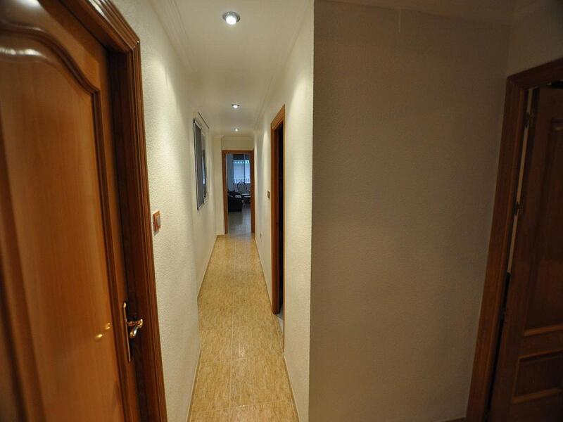 3 chambre Local Commercial à vendre
