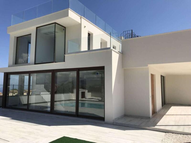 4 Cuarto Villa en venta