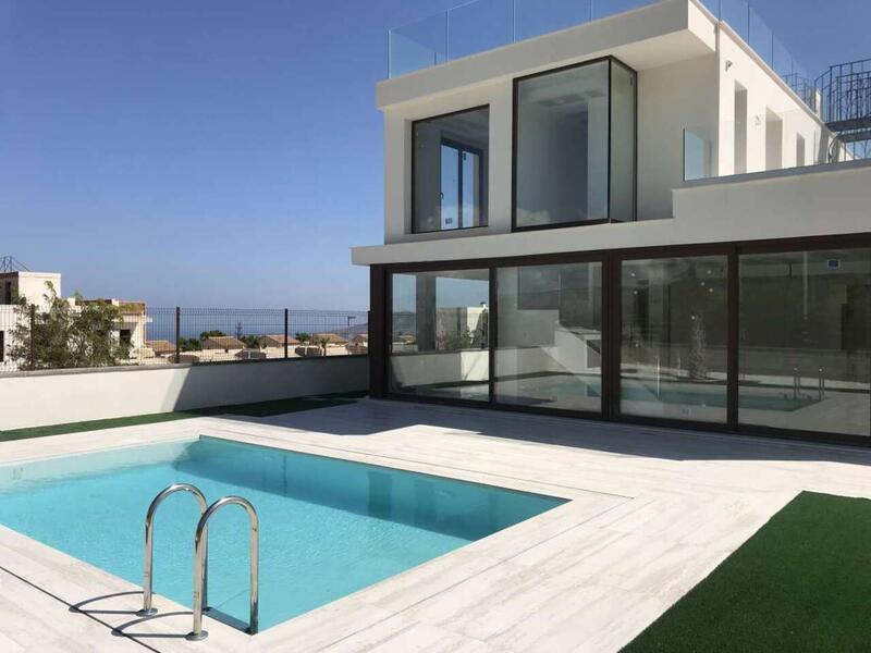 4 Cuarto Villa en venta