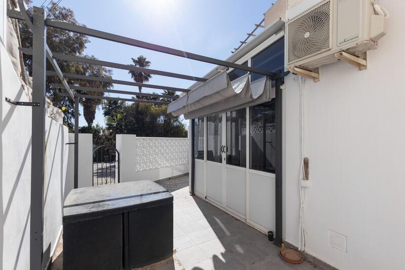 2 Cuarto Villa en venta