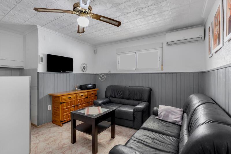 2 Cuarto Villa en venta