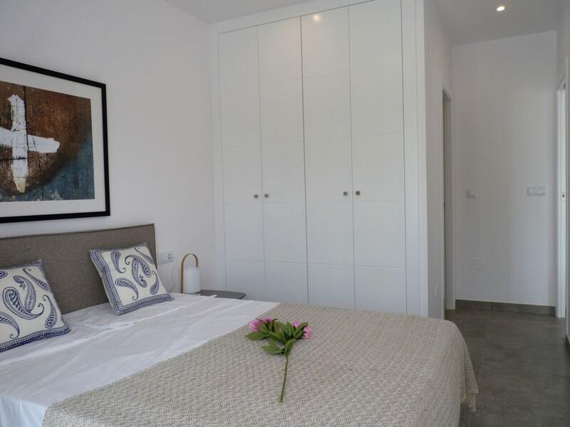 2 slaapkamer Appartement Te koop