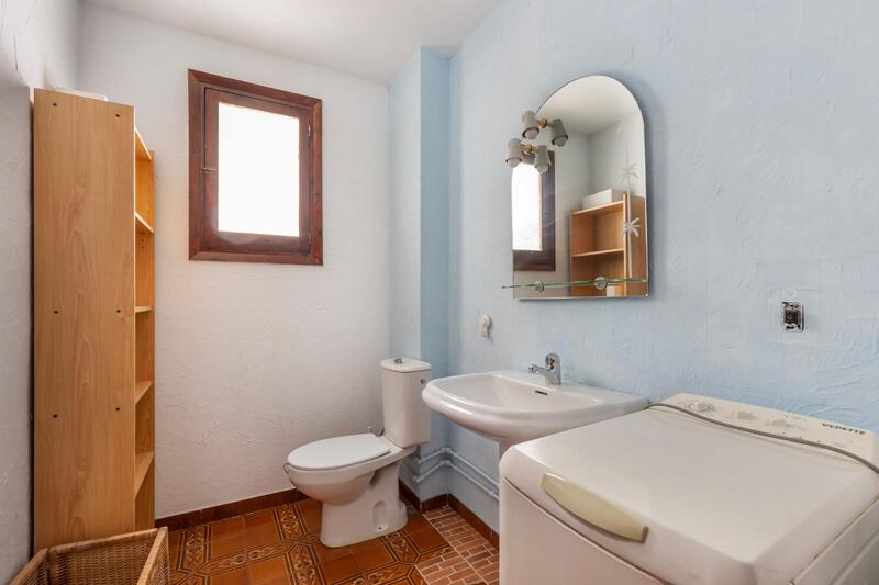 4 bedroom Apartment for sale