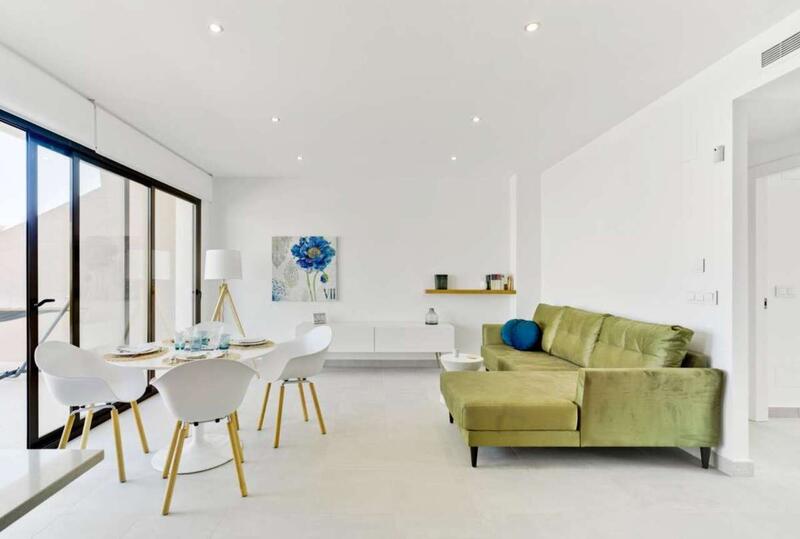 2 bedroom Apartment for sale