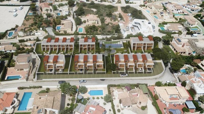 3 bedroom Townhouse for sale