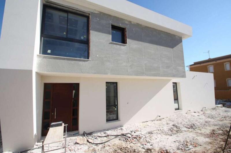 4 bedroom Villa for sale