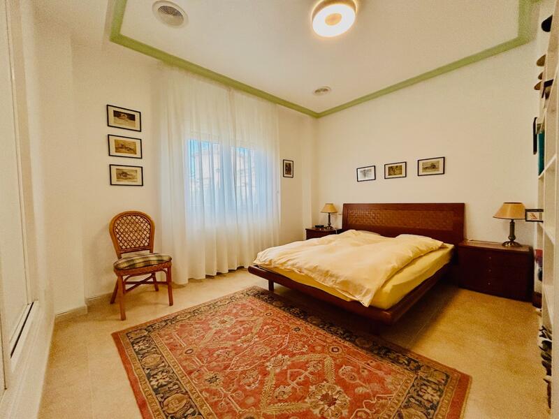 4 Cuarto Villa en venta