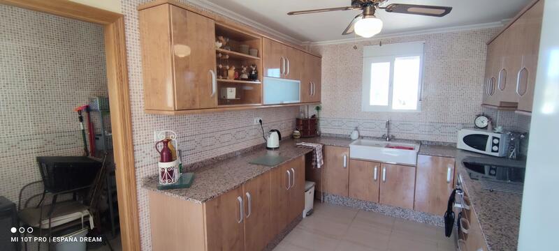 4 bedroom Villa for sale