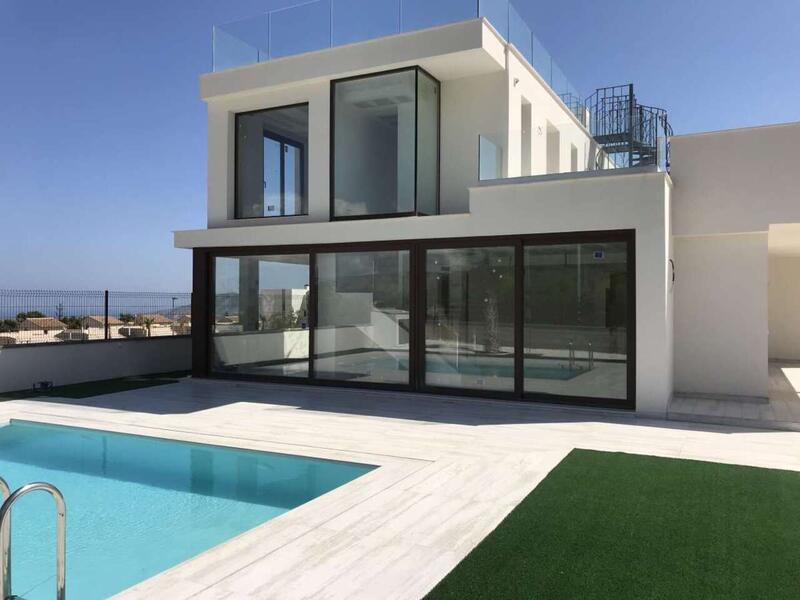 4 bedroom Villa for sale