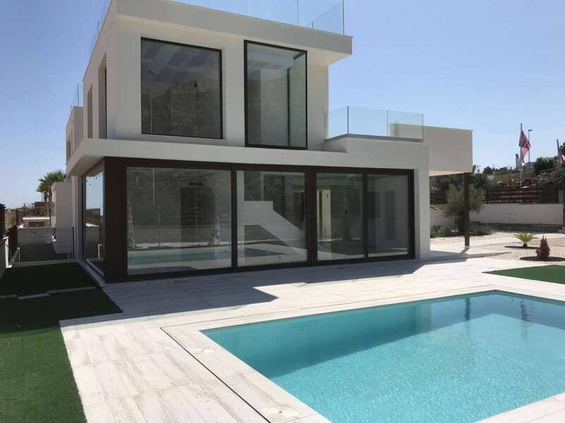 4 bedroom Villa for sale