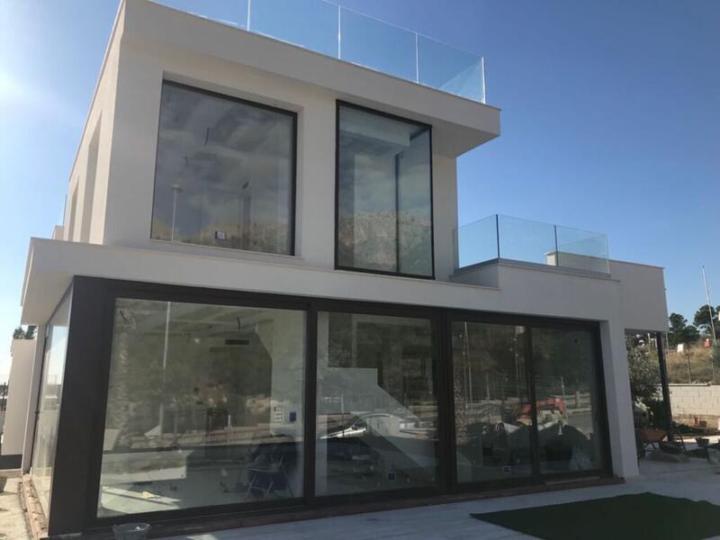 4 bedroom Villa for sale