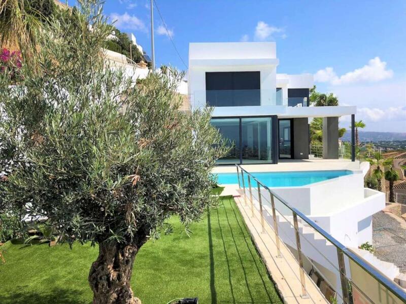 4 Cuarto Villa en venta