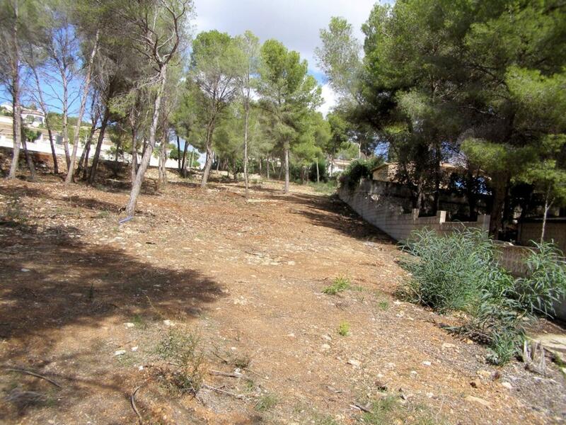 Land til salgs i Moraira, Alicante