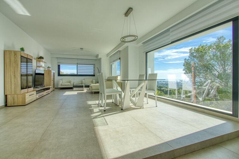 4 bedroom Villa for sale