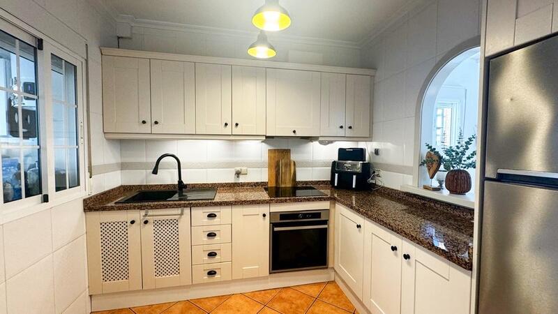 5 bedroom Villa for sale