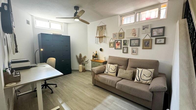 5 bedroom Villa for sale