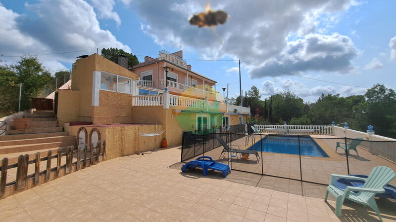 5 Cuarto Villa en venta