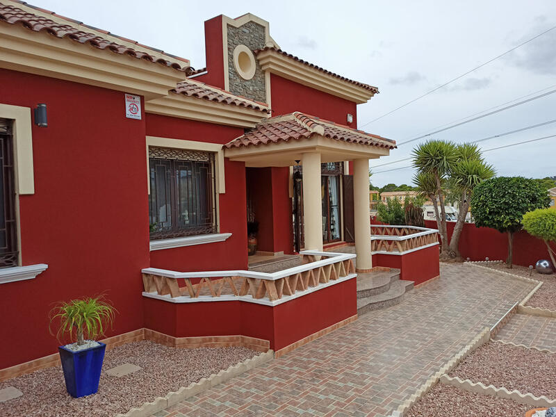 3 Schlafzimmer Villa zu verkaufen