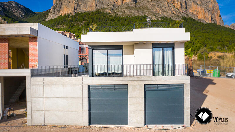 Villa til salg i Polop, Alicante