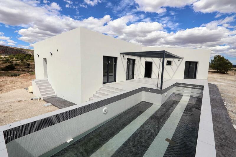 Villa en venta en Aspe, Alicante