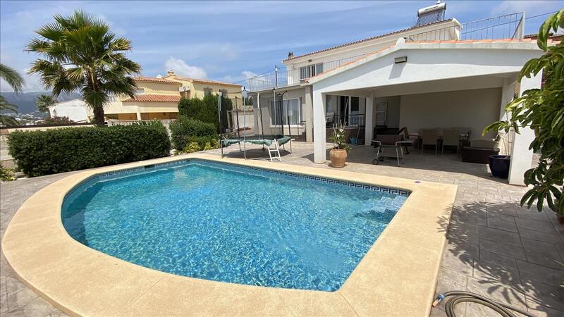 Villa til salg i Calpe, Alicante