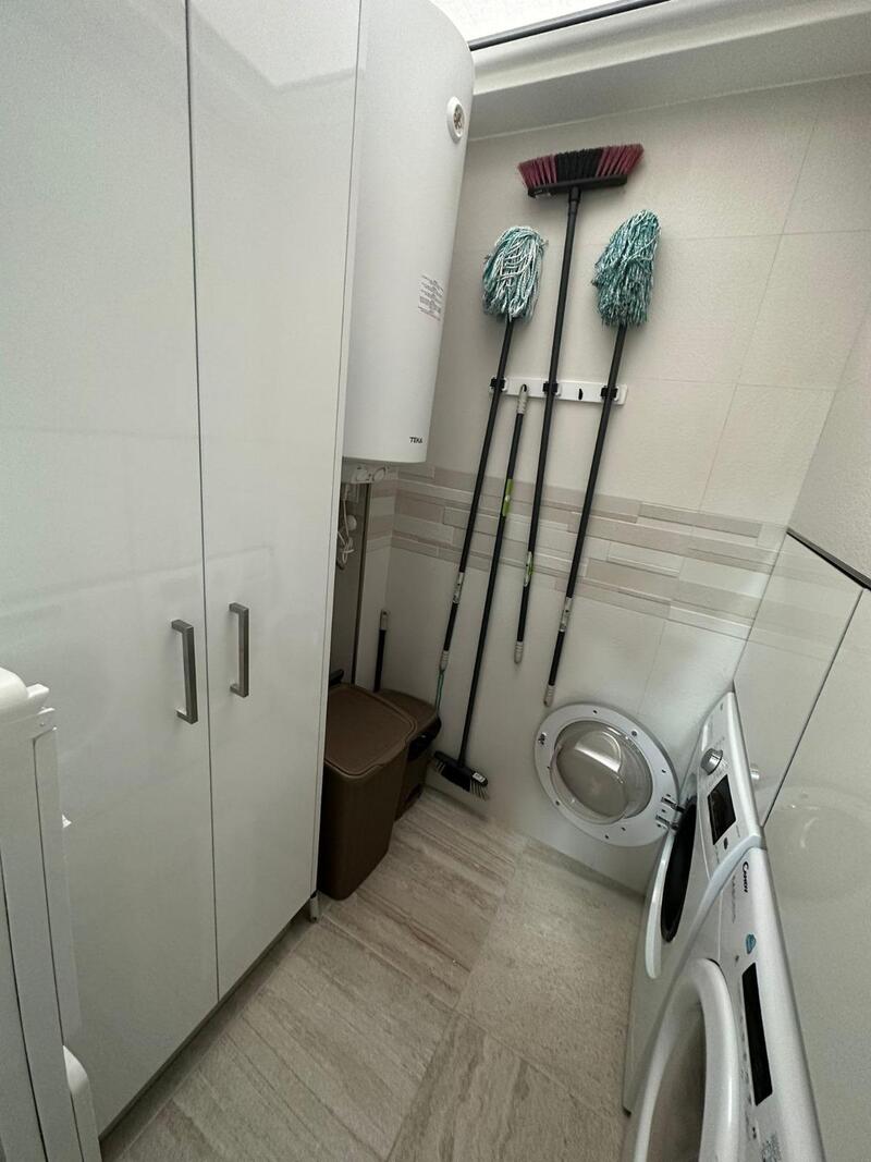 2 Schlafzimmer Duplex zu verkaufen