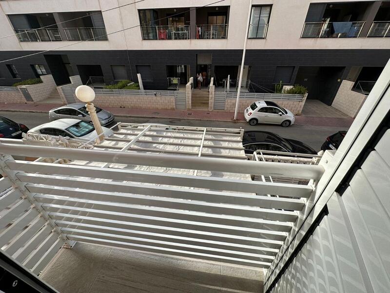 2 Schlafzimmer Duplex zu verkaufen