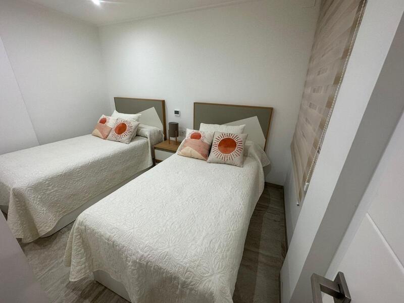 2 Schlafzimmer Duplex zu verkaufen