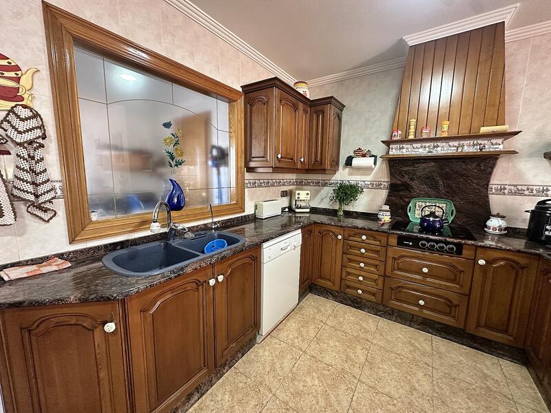 7 bedroom Villa for sale