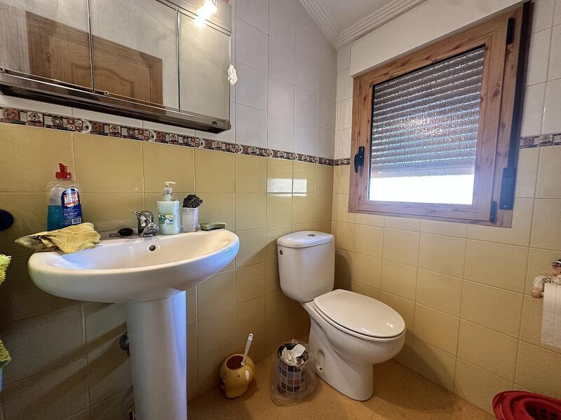 7 bedroom Villa for sale