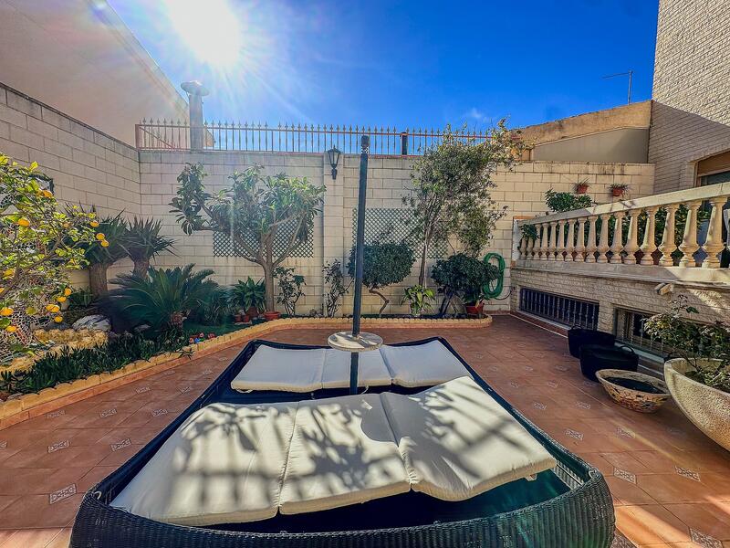 7 bedroom Villa for sale