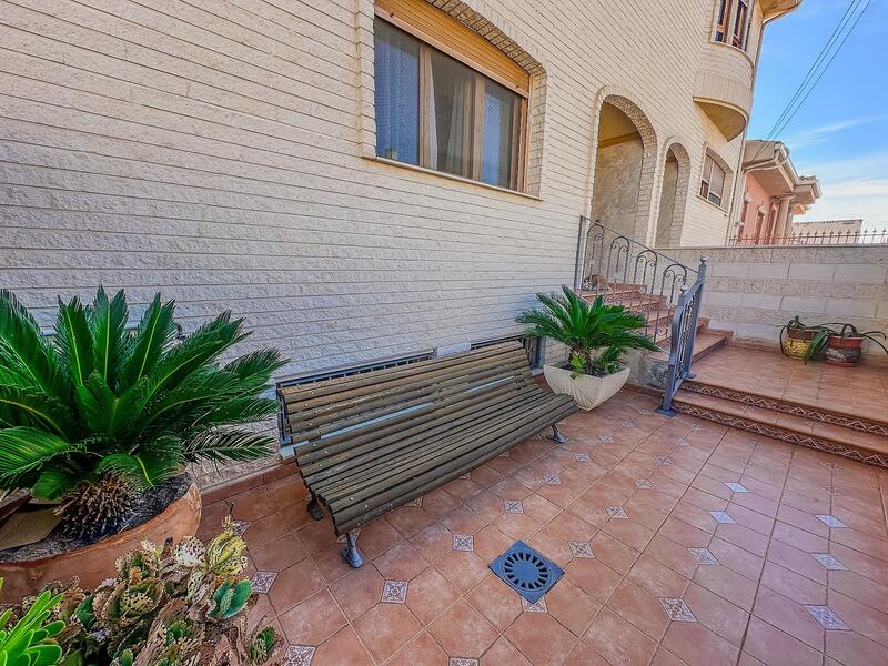 7 bedroom Villa for sale