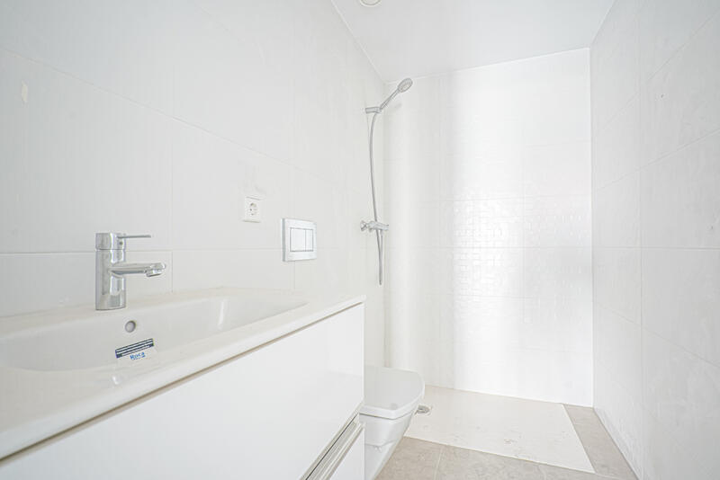3 bedroom Apartment for sale