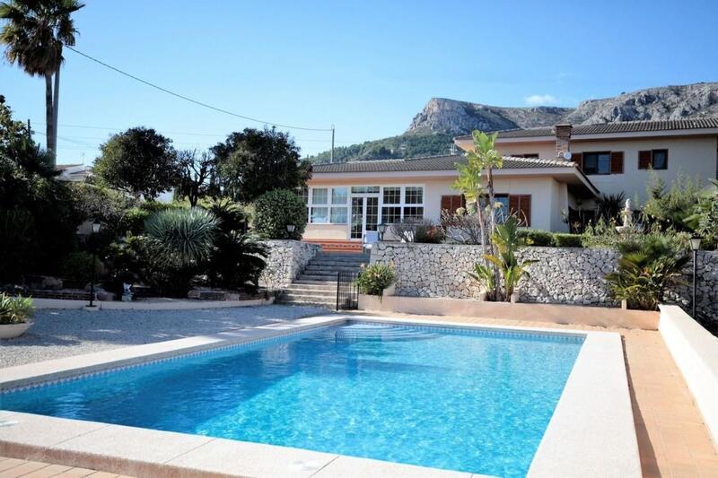 Villa til salg i Calpe, Alicante
