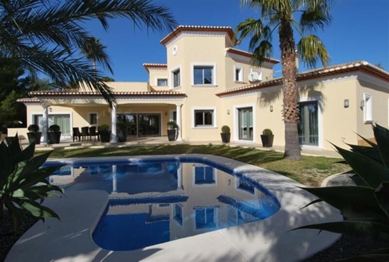 Villa Te koop in Benissa, Alicante