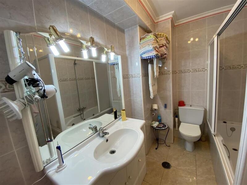 2 slaapkamer Appartement Te koop