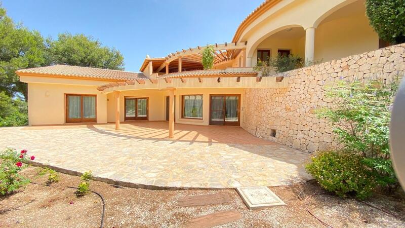 6 Cuarto Villa en venta