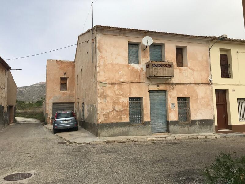 Byhus til salg i La Canalosa, Alicante
