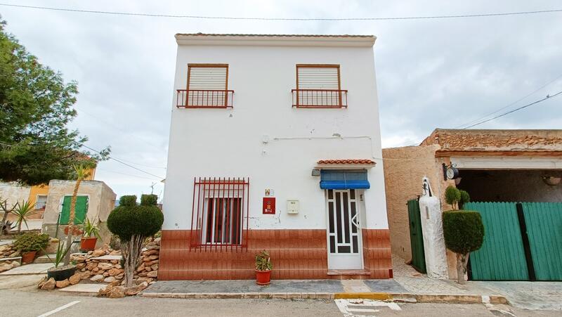 3 Cuarto Adosado en venta