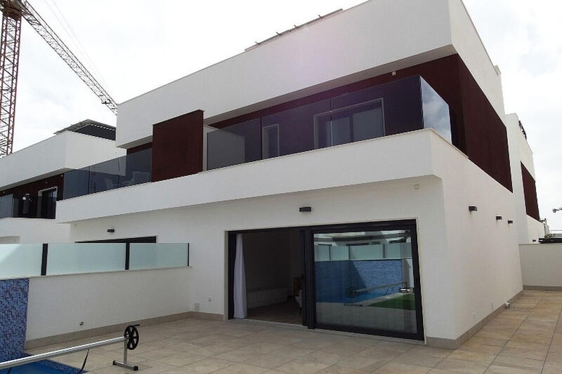 Villa à vendre dans Torre de la Horadada, Alicante