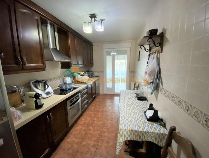 4 Cuarto Villa en venta