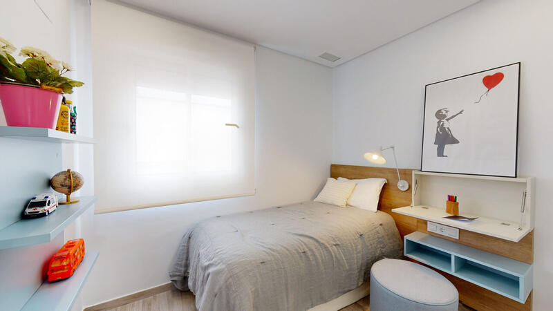 4 slaapkamer Gezinswoning Te koop